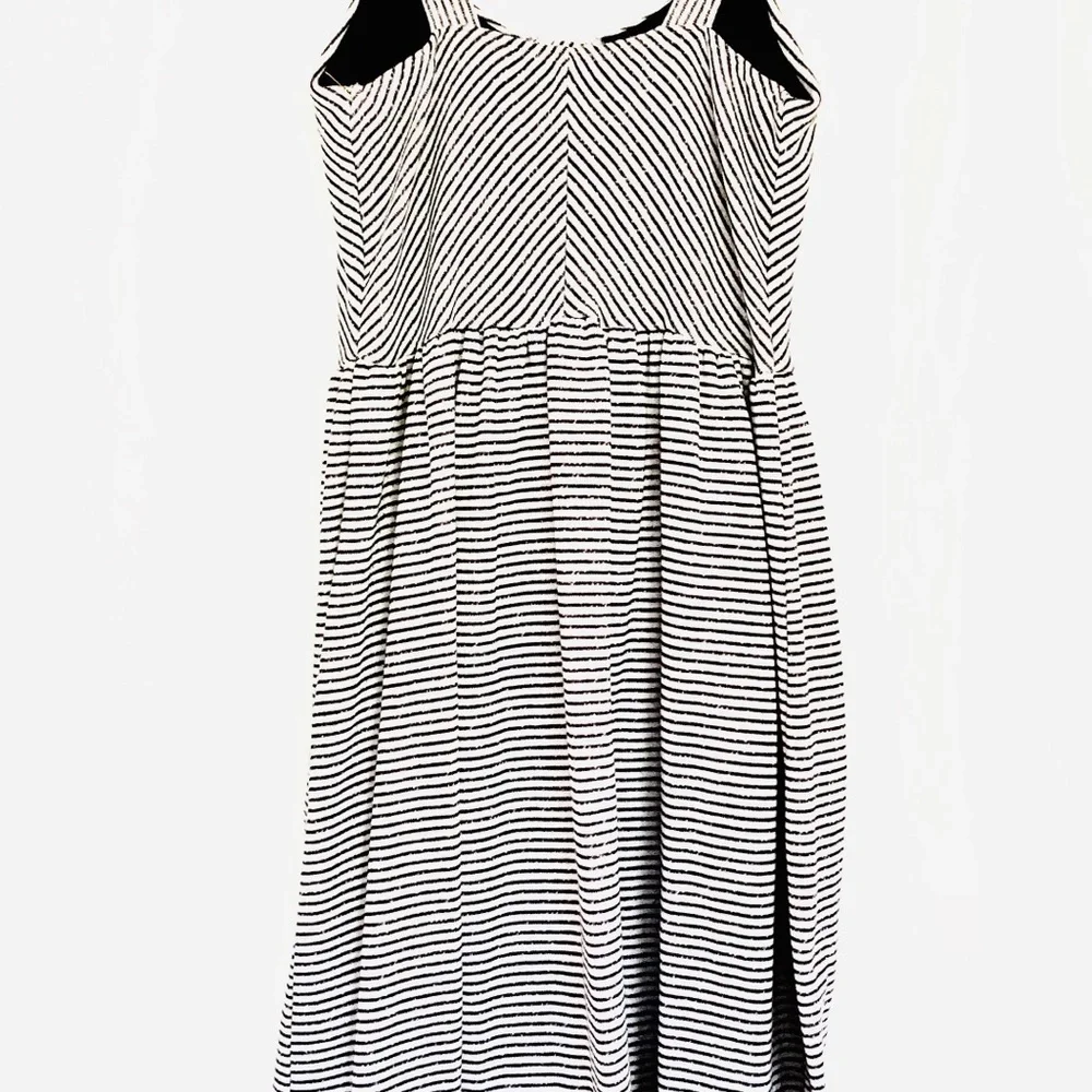Hailey&Co Striped Black White Button‎ Dress - Picture 4 of 10